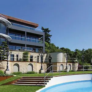 Via Lapis - Panoramablick Ueber - Garten - Pool - Sauna - Luxus Apartment Dresden